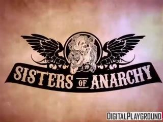 Digitalplayground - seserys apie anarchy - episode 1 - appetite už destruction