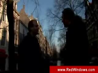 Два хлопці visiting a блудниця в амстердам
