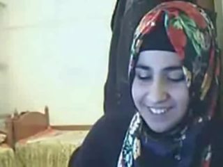 Video- - hijab flicka visning röv på webkamera