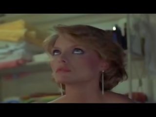 196 Michelle Pfeiffer - Into The Night