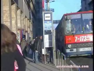 Hübsch vollbusig blond brüste grabbed arsch befummelt auf bus teil 1