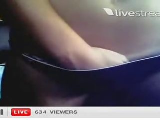 Hot Girl Live Show On Livestream