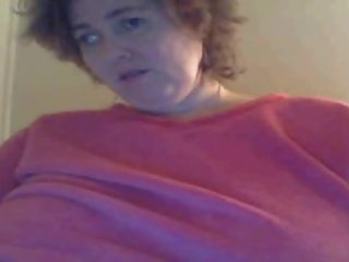 40 Years Old American Fatty Opens Pussy On Webcam
