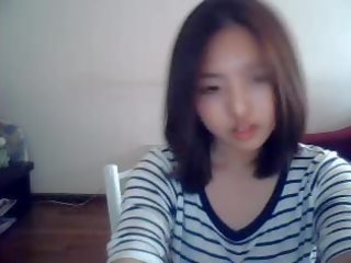Koreansk jente på web kamera